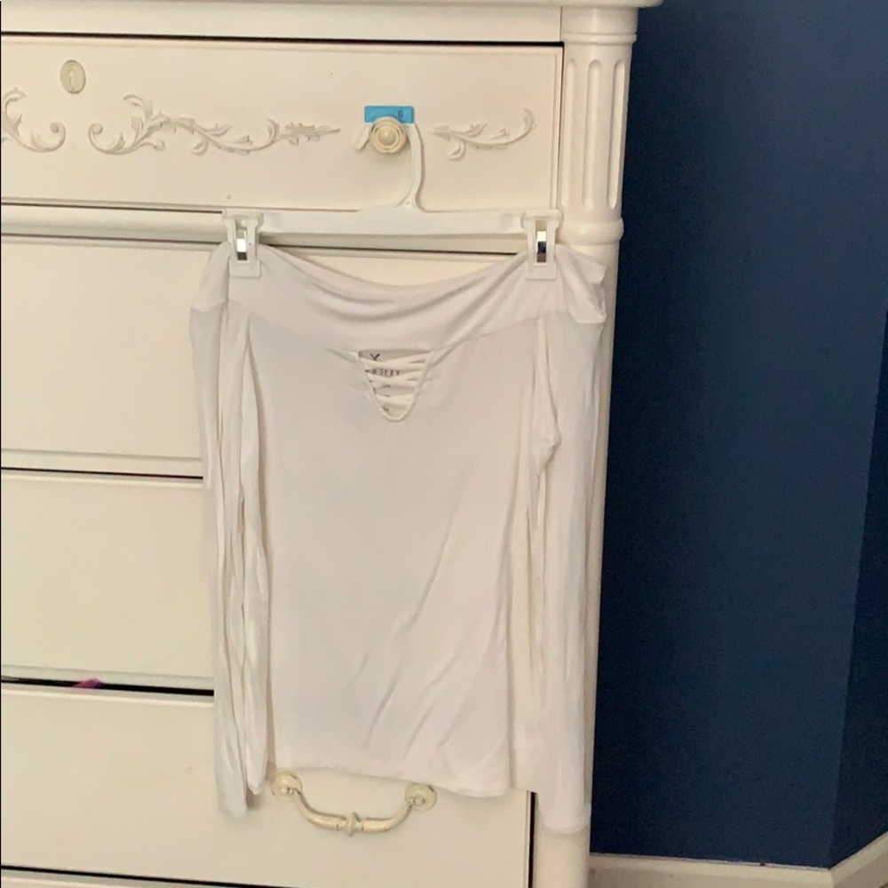 american eagle off the shoulder shirt
